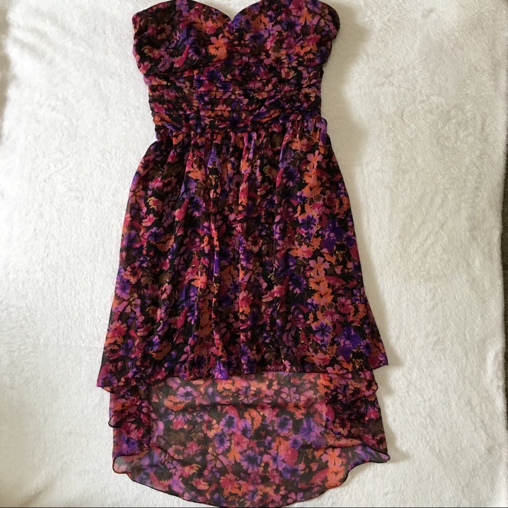 3/$30💕 Charlotte Russe Strapless Floral Dress - Picture 1 of 7